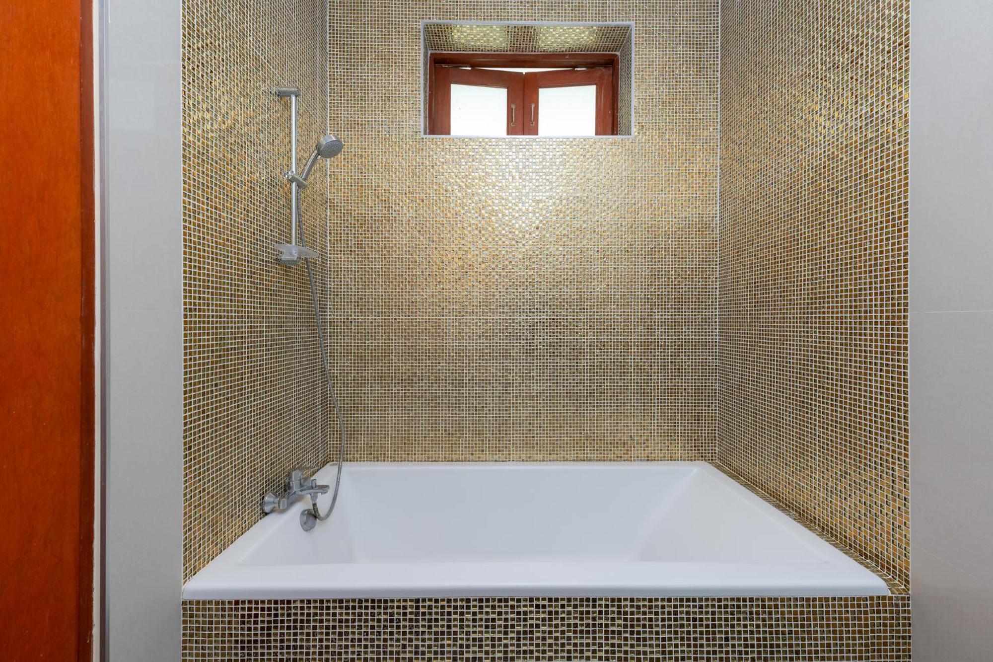Stunning Villa With Pool And Tropical Garden HHQ Exteriér fotografie